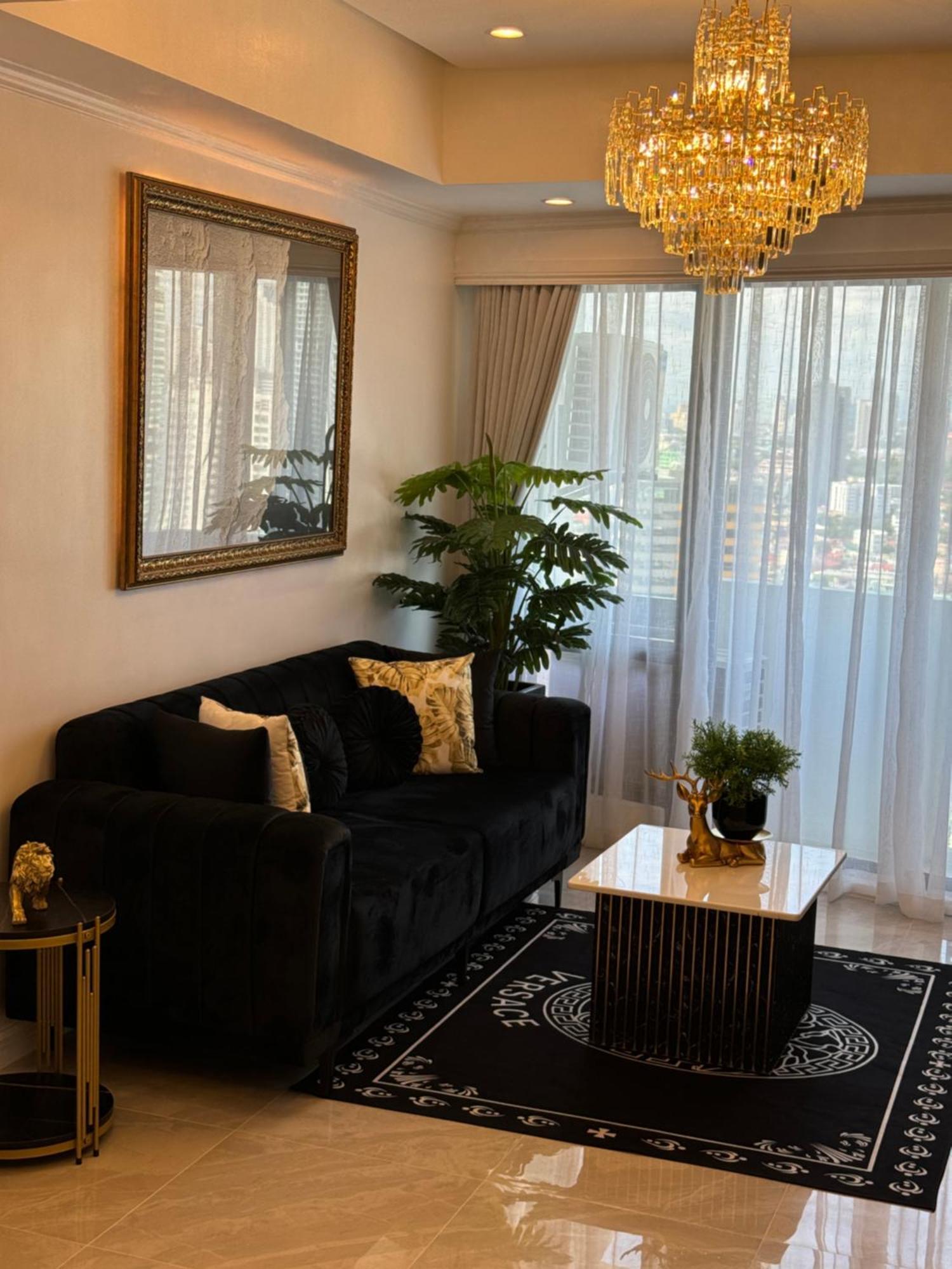 Makati Prime Luxury Manila Exterior foto